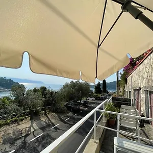 Monolocale Baia Dei Delfini Apartment