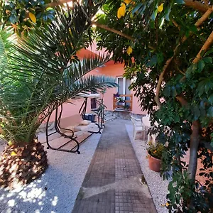 https://villa-rosa-nel-cuore-di.it-tuscanyhotel.com